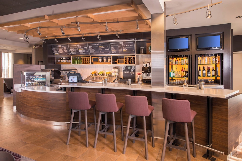 Courtyard by Marriott Washington Dulles Airport Chantilly - photo 25