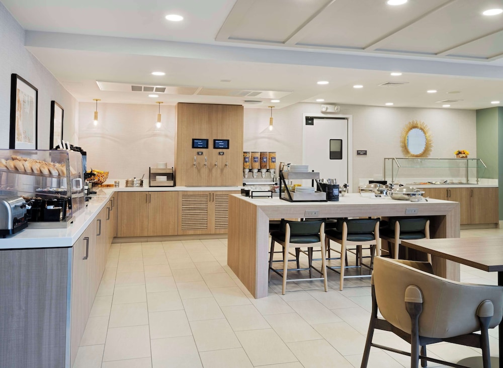 Homewood Suites by Hilton Parsippany Troy Hills - photo 24