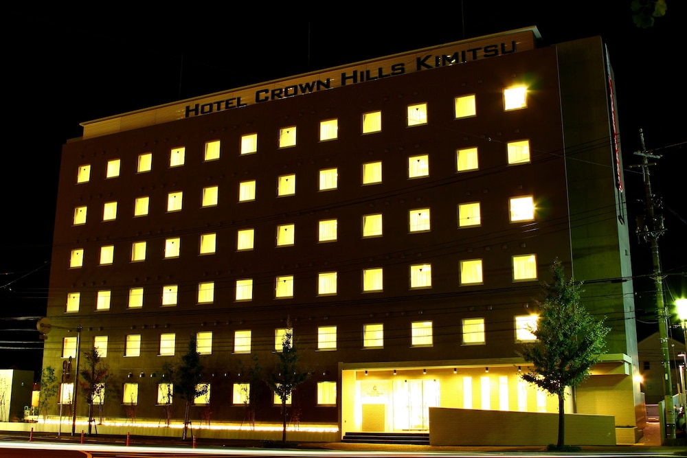 Hotel Crown Hills Kimitsu in Kimitsu, Japan