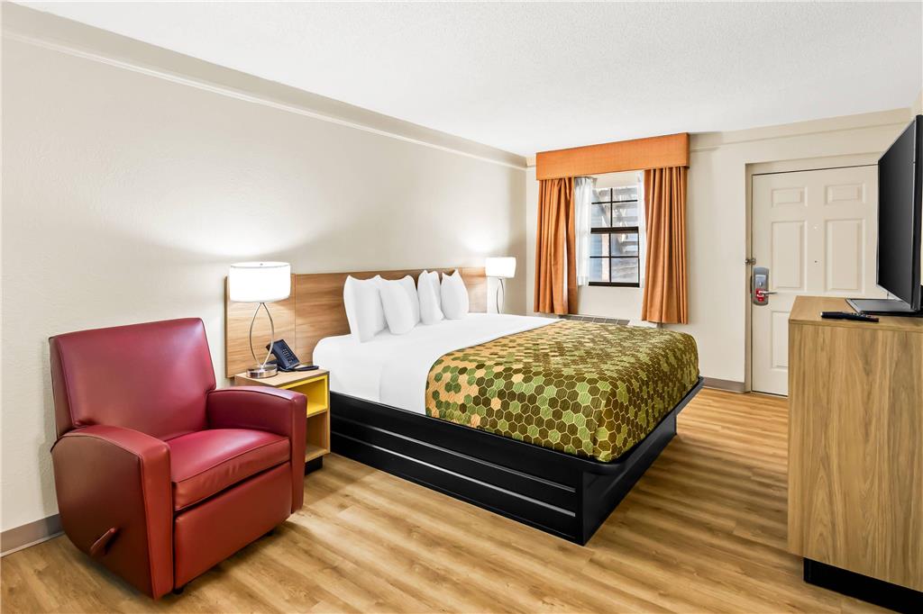 Econo Lodge Augusta North Washington Road - photo 46
