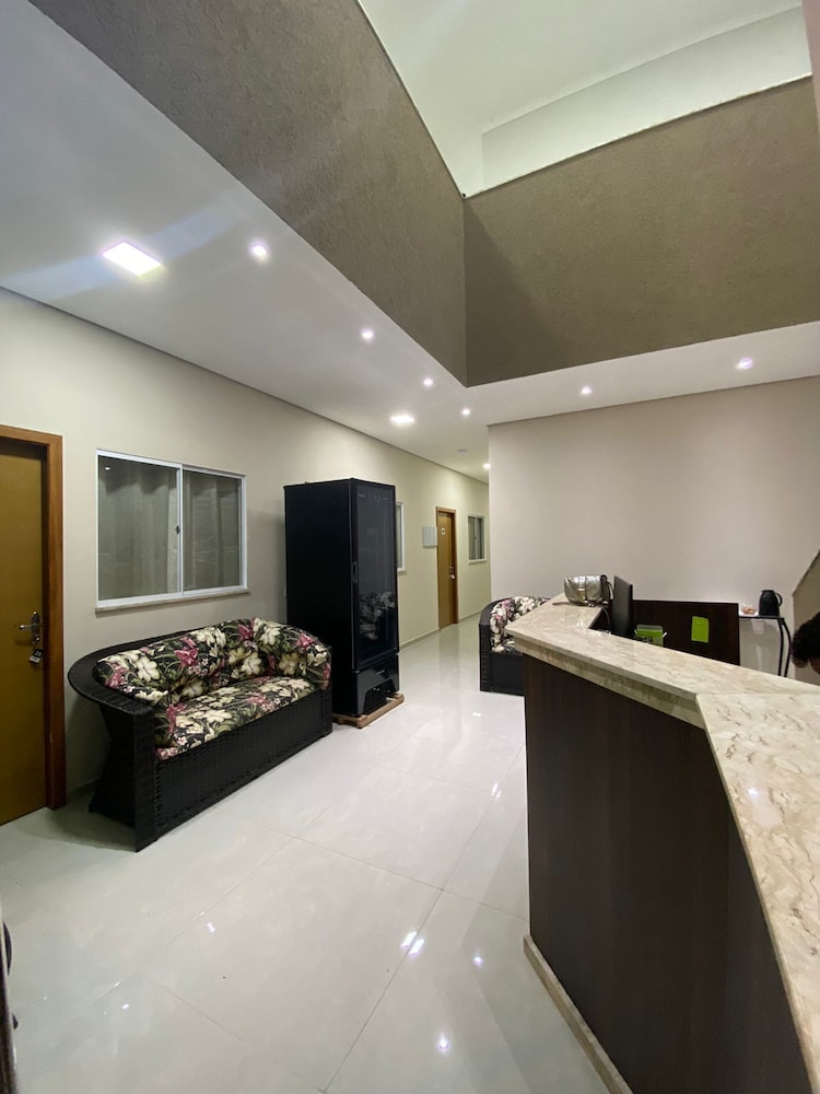 Amparo Hotel — hotel in Ribas Do Rio Pardo