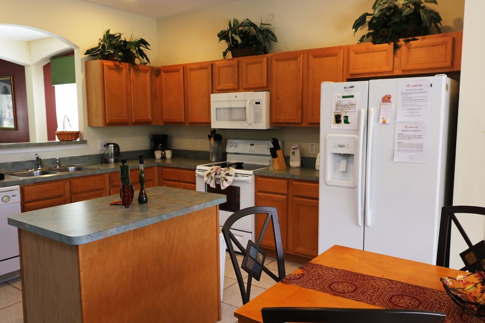 7BR 4.5BA Home in Emerald Island Resort by CV 2708 - photo 11