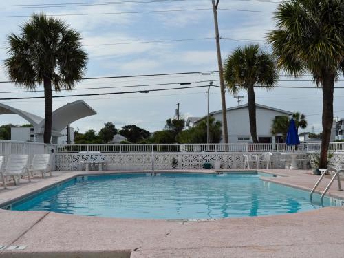 The Diplomat Family Motel - photo 43