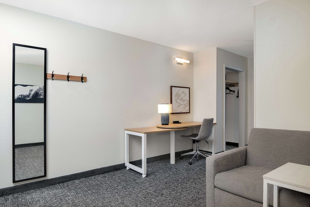 Spark by Hilton Summerville - photo 24