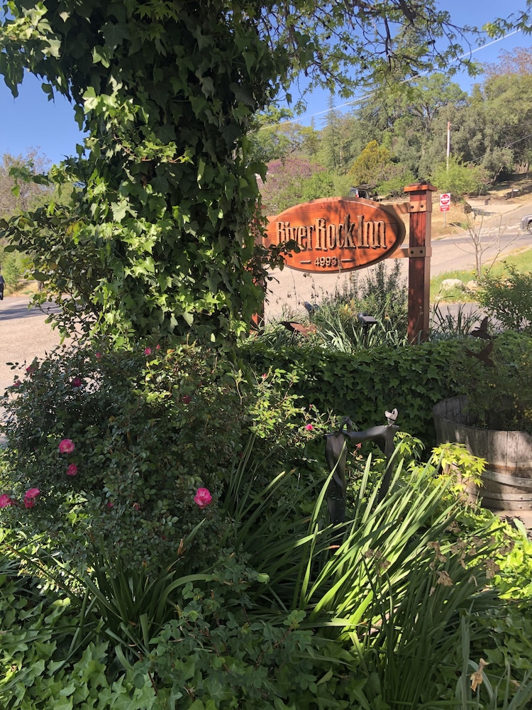 River Rock Inn - photo 15