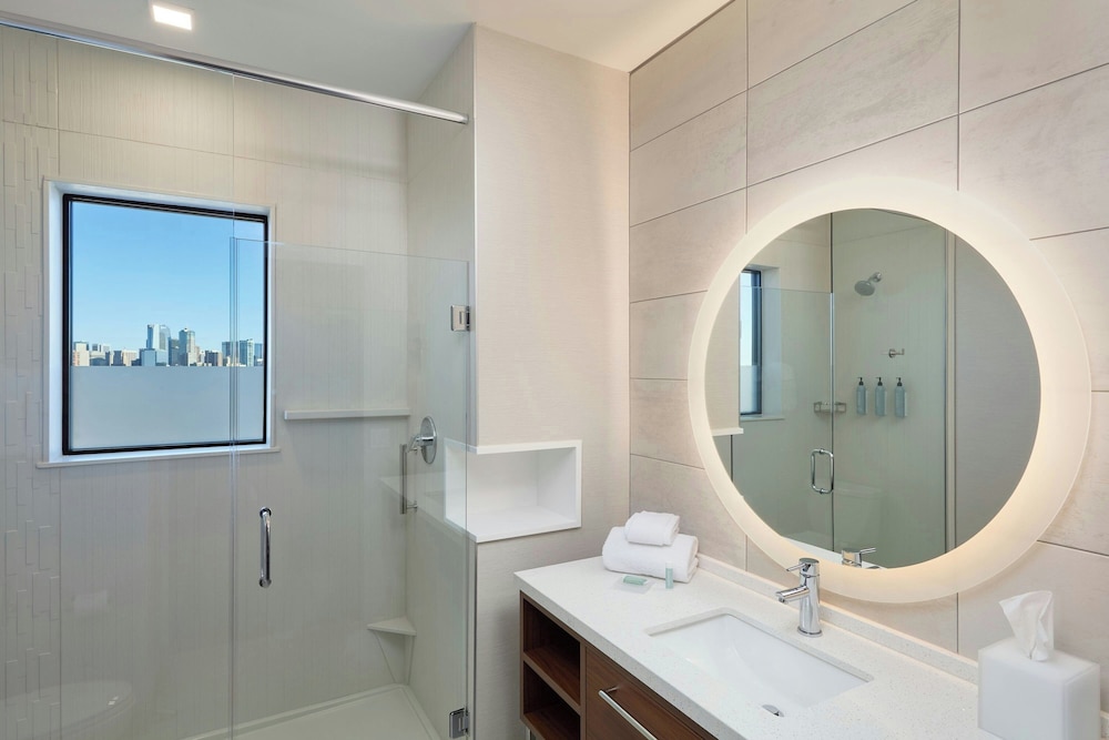 Courtyard by Marriott Denver Downtown West - photo 25