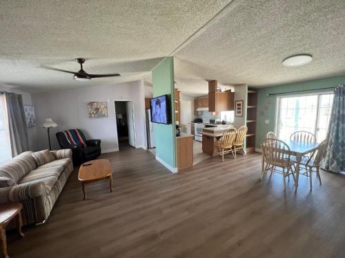 Death Valley Prairiefire 3bd 2ba Home W Kitchen 20779832 — Pahrump