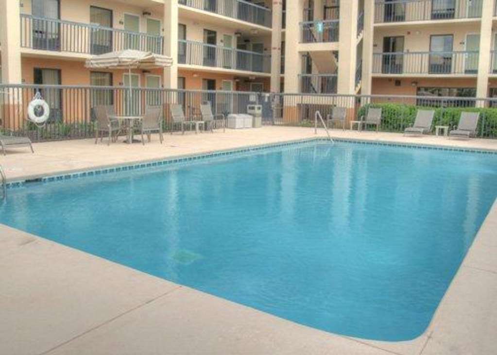 Quality Inn Merchants Drive - photo 19