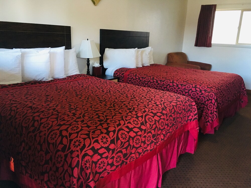 Old Mill and Suites - photo 11