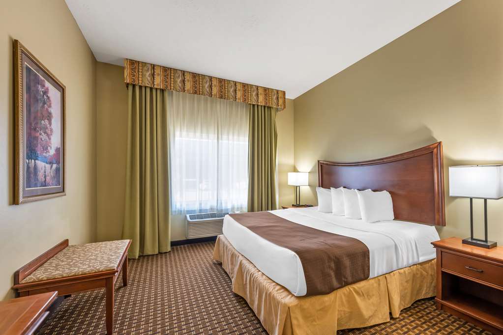 Best Western Plus Grand Island Inn & Suites - photo 11