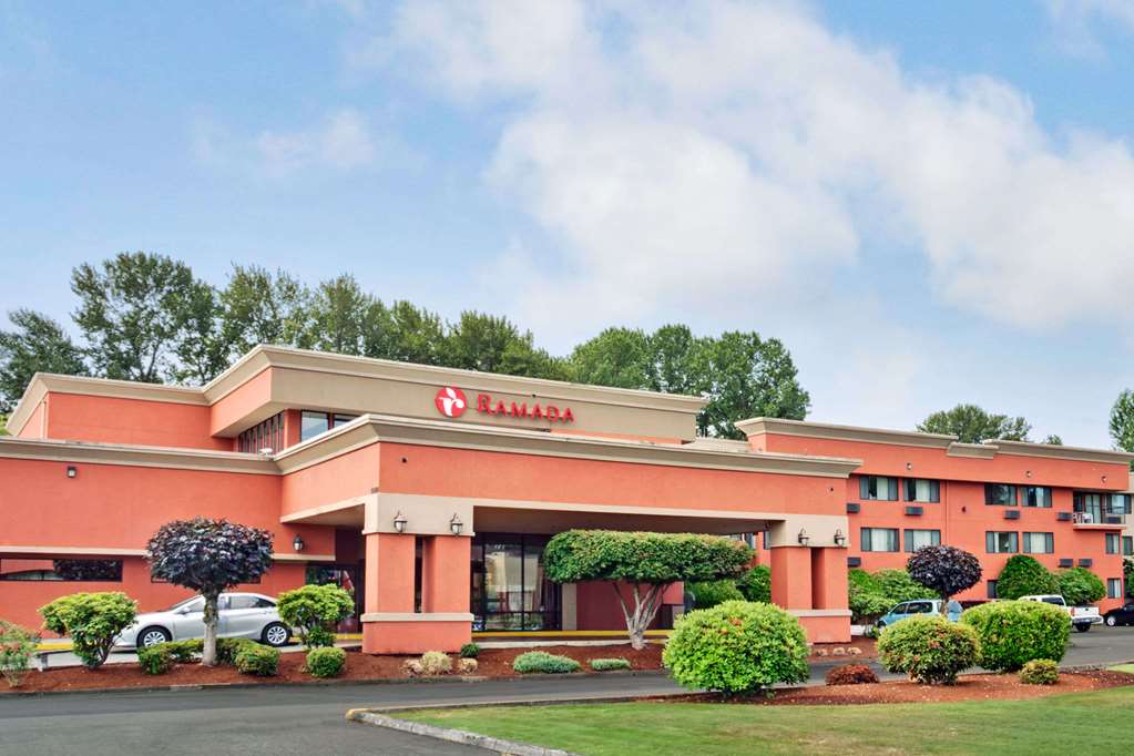 Ramada By Wyndham Tukwila Southcenter — Tukwila
