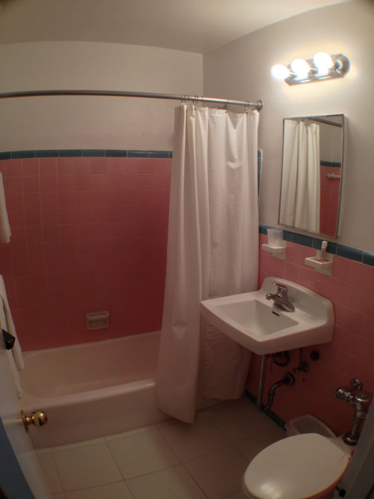 Parisian Hotel - photo 26