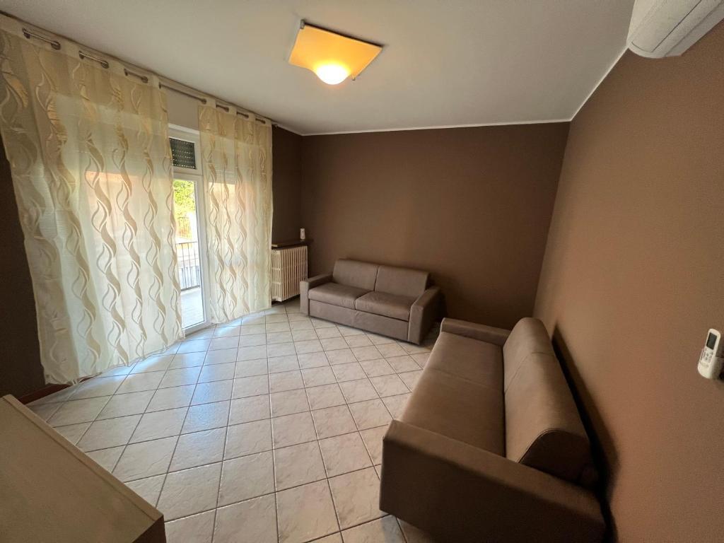 Orio Relax 24h Airport 1 3 Minute From Arrival by Bus — 4-Star Luxury Hotel in Bergamo, Italy