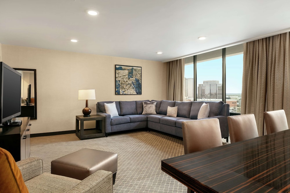 Doubletree by Hilton McLean Tysons - photo 17
