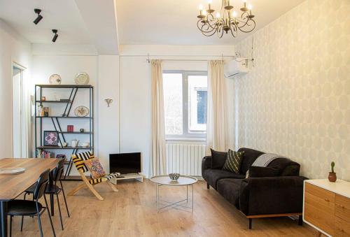 2BR Colorful Apt on Vera Near Stamba By Wehost