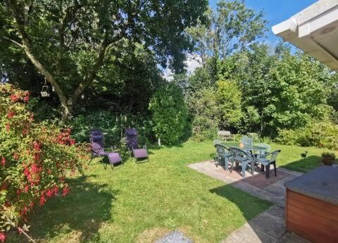 Corner Cwtch - carbon neutral hotel in Llansteffan