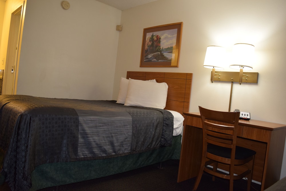 Oak Tree Inn Livonia West - photo 9