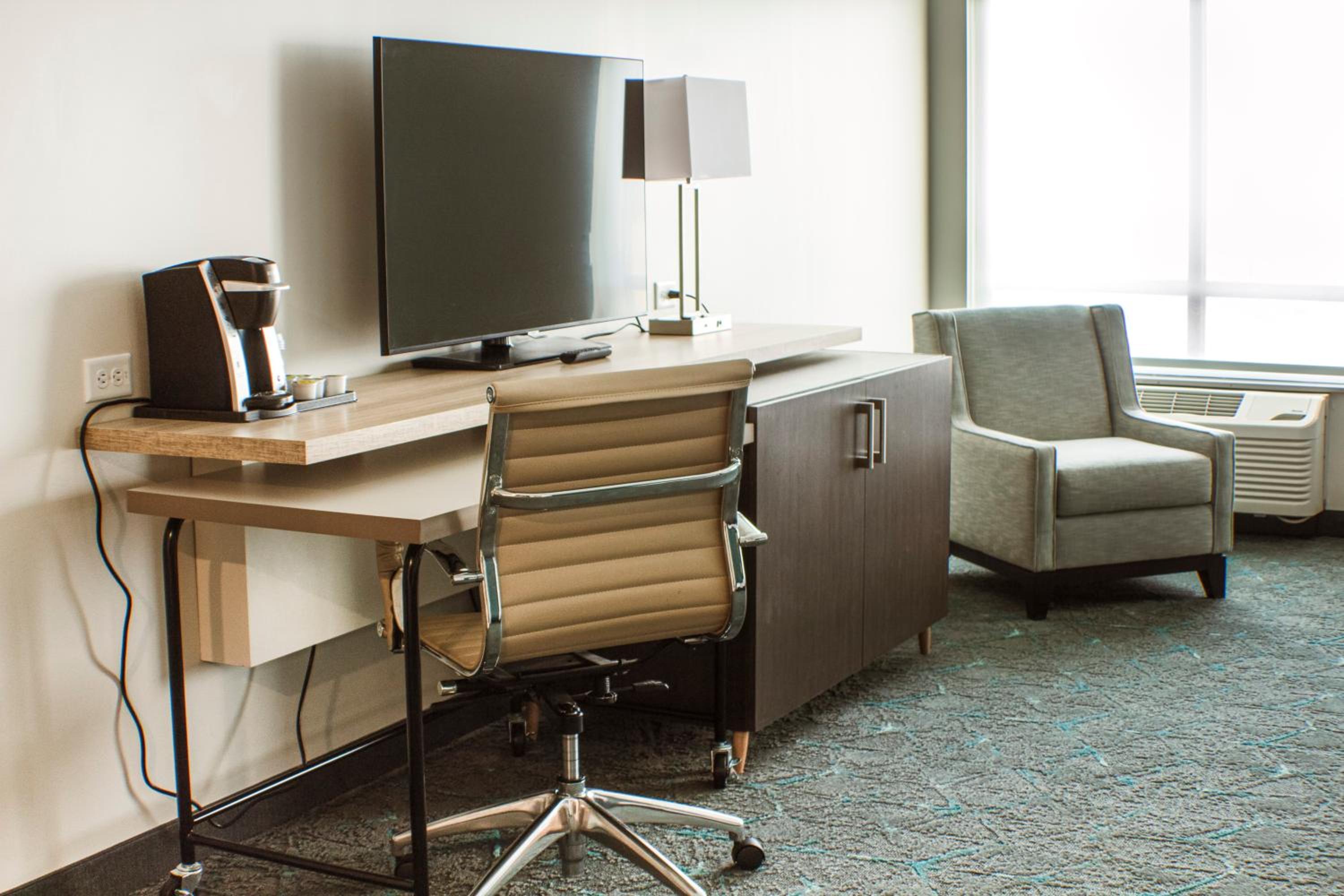 Holiday Inn Cookeville by IHG - photo 103