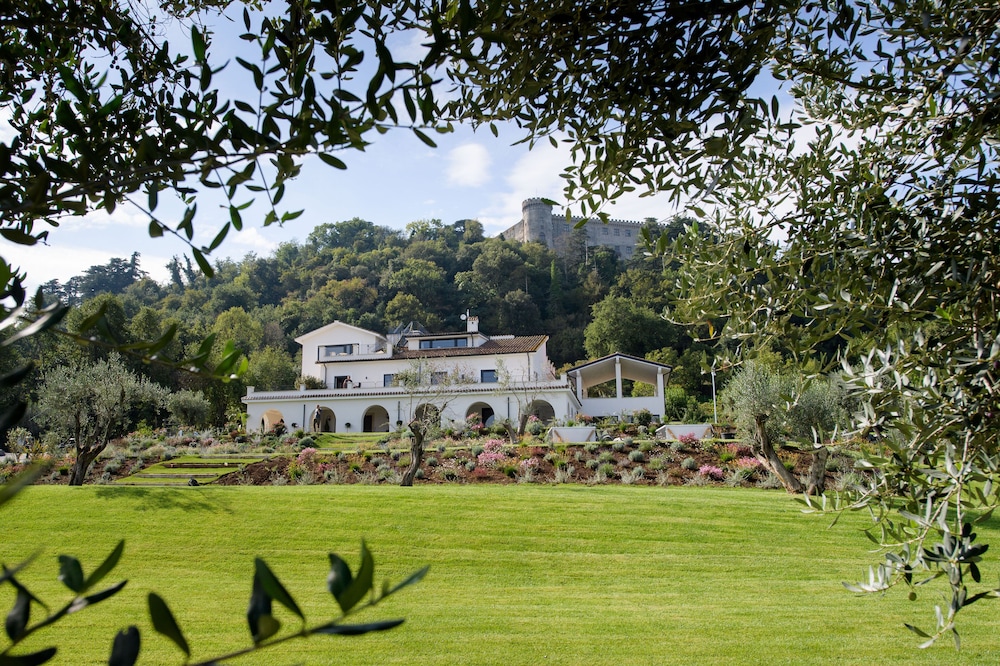 Vigna Caio Relais & Spa in Bracciano, Italy