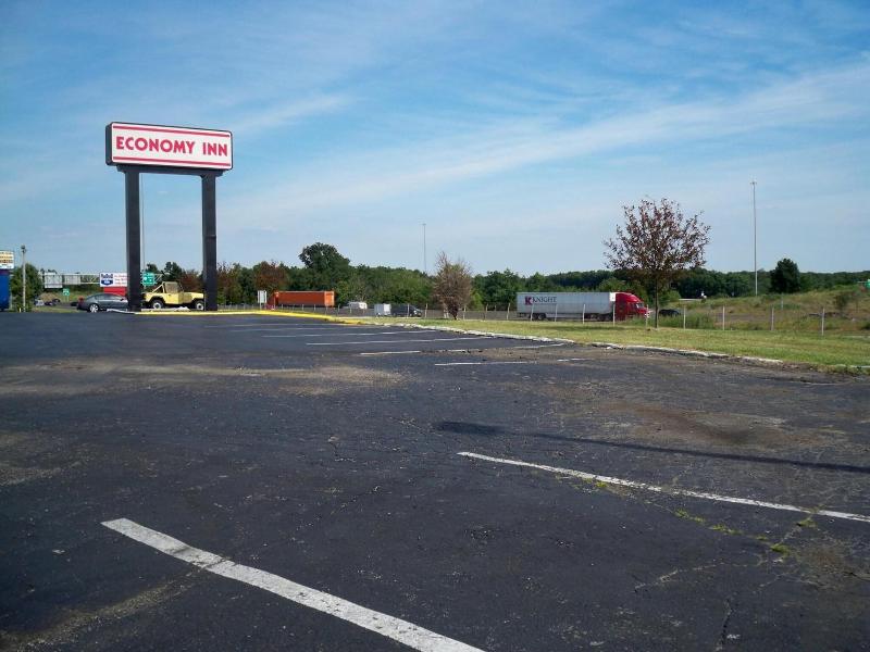 Knights Inn Wentzville MO - photo 6