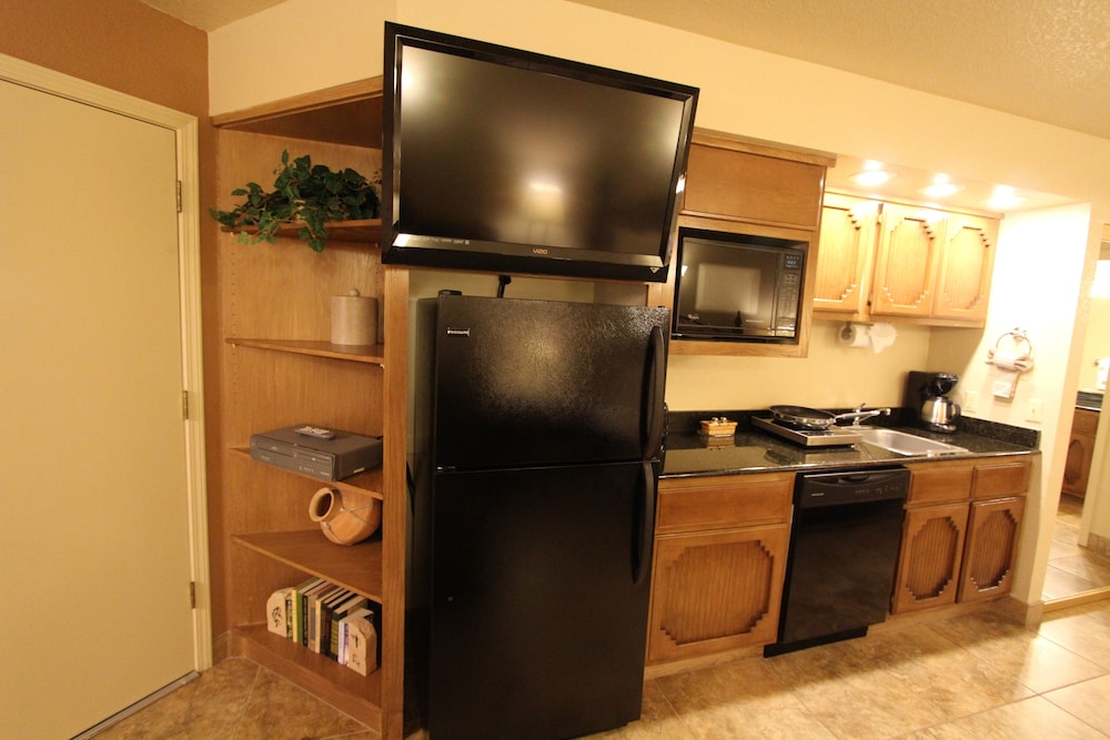 Sedona Springs Resort - photo 15