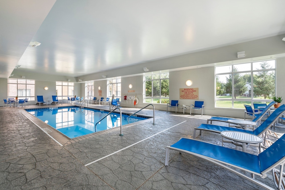 TownePlace Suites by Marriott Vincennes - photo 23