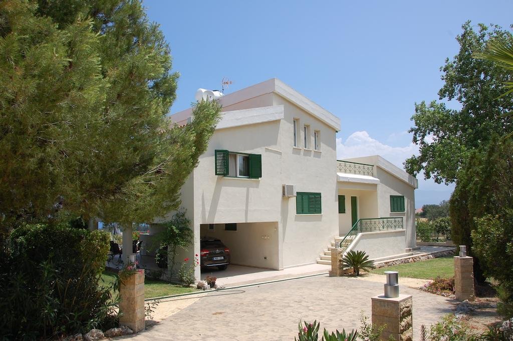 Villa Chrysanthia — 4-Star Luxury Hotel in Polis, Cyprus