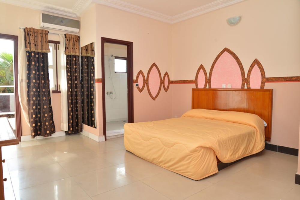 Hotel International — hotel in Grand-Bassam