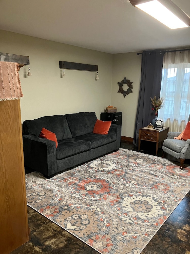 Prairie Rose Inn - photo 16
