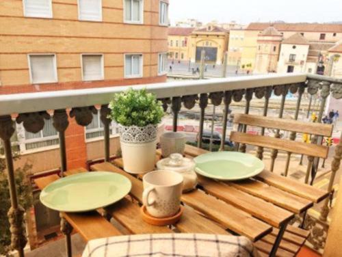Apartamento Atarazanas Málaga Centro Histórico — 4-Star Luxury Hotel in Malaga, Spain