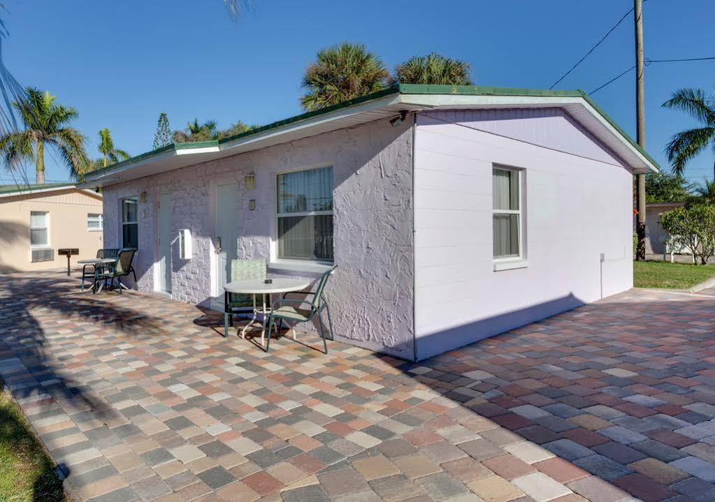 Fountain Cottages Inn - photo 10