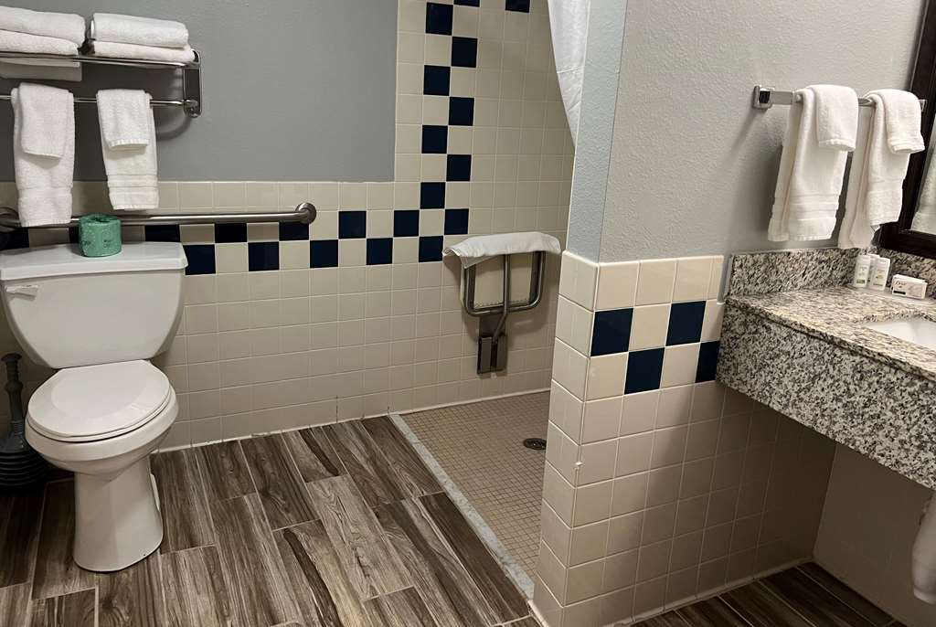 AmericInn by Wyndham Republic - photo 23