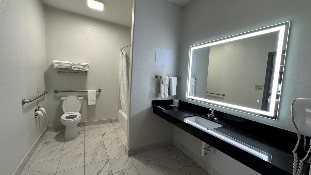 Sunbridge Inn and Suites - photo 50
