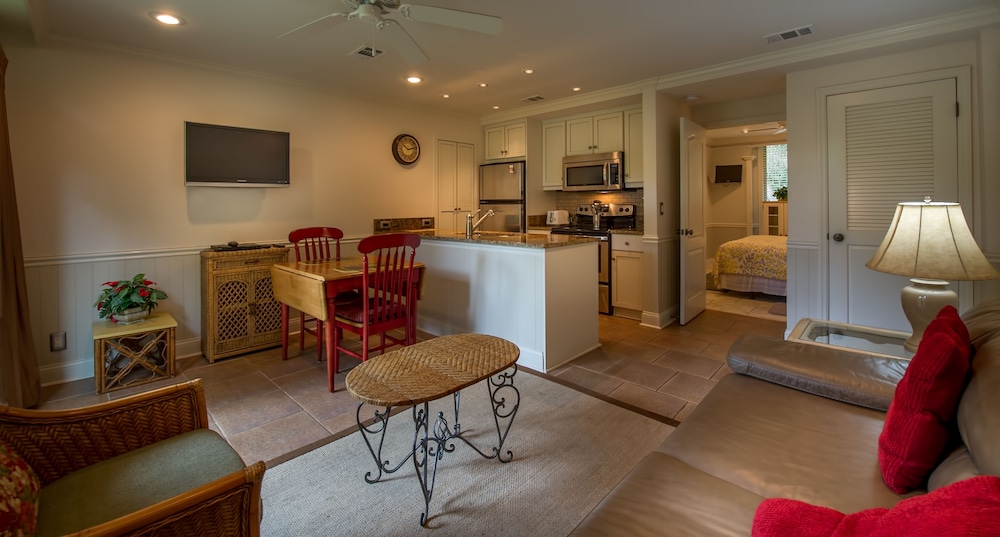 Villas By the Sea Resort & Conference Center - photo 2