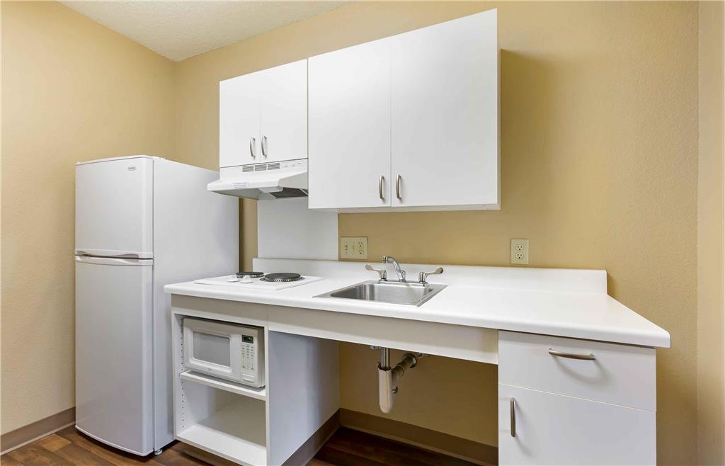 Extended Stay America Suites Baltimore Glen Burnie - photo 16
