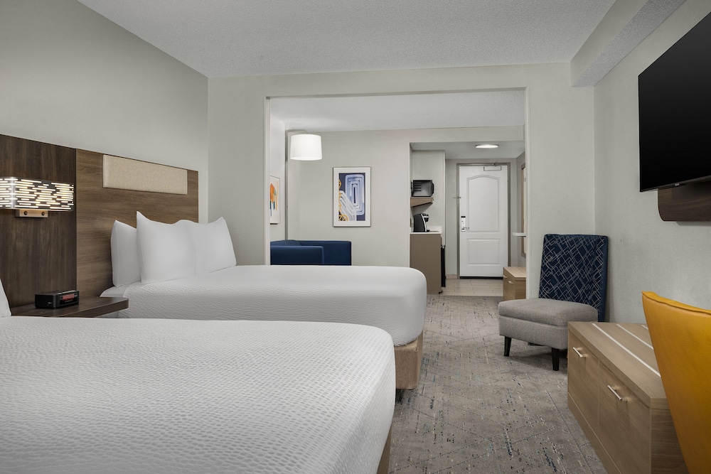 Holiday Inn Express Hotel & Suites Greensboro Airport Area by IHG - photo 13