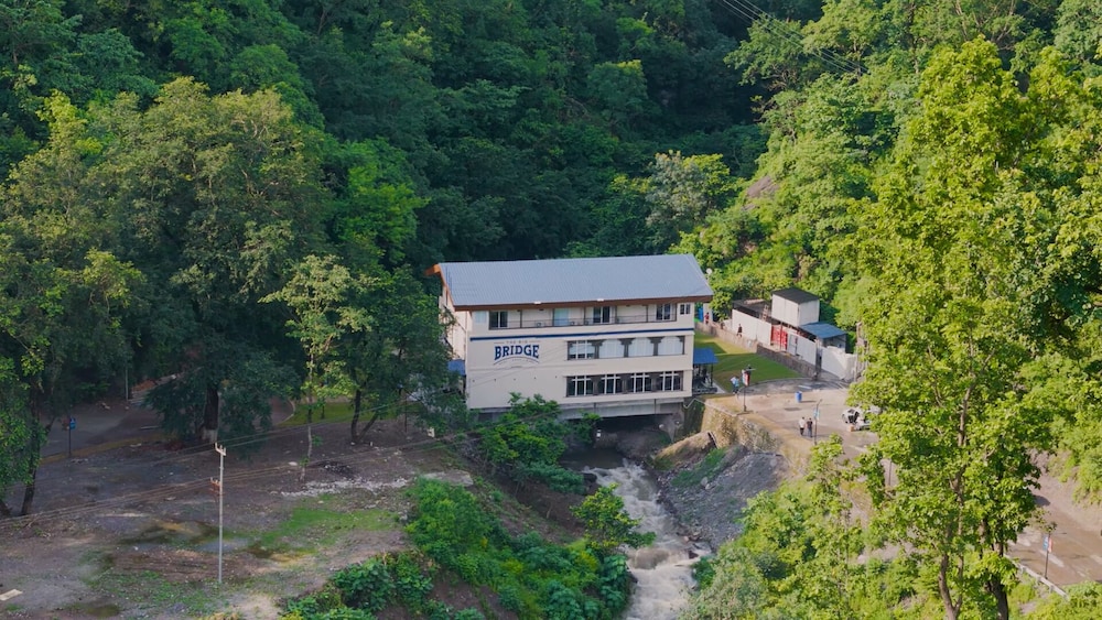 The Big Bridge - carbon neutral hotel in Rishikesh
