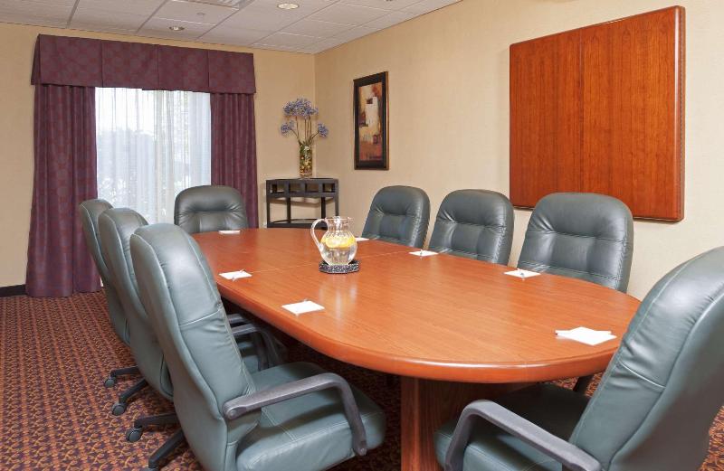 Hampton Inn & Suites Moline Quad City Int'l Aprt - photo 4