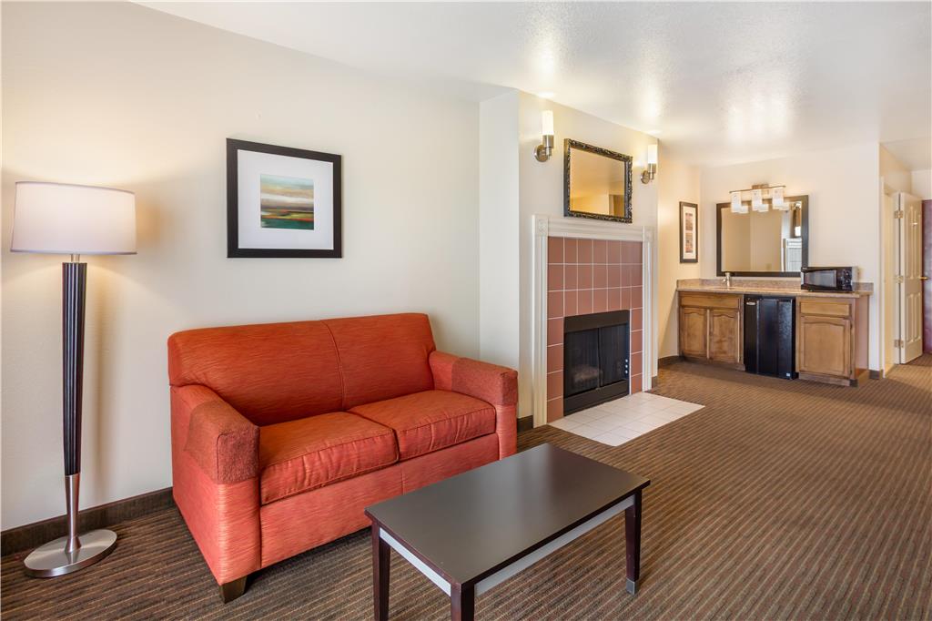 Best Western Luxury Inn - photo 18