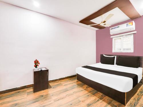 Collection O Hanamkonda Near NIT in Warangal, India