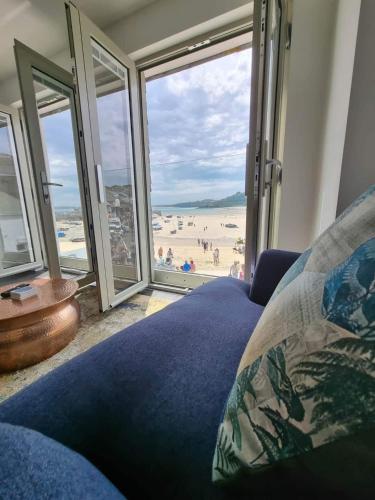 Chy Mor Apartment 1 — 4-Star Luxury Hotel in St Ives, United Kingdom