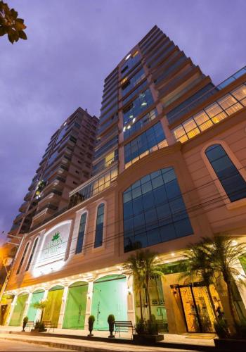 Meia Praia Apto Fino Acabamento 3 suítes e 2 garagens — 4-Star Luxury Hotel in Itapema, Brasil