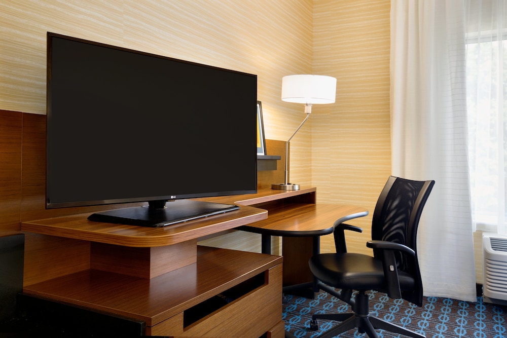 Fairfield Inn & Suites Hershey Chocolate Avenue - photo 6