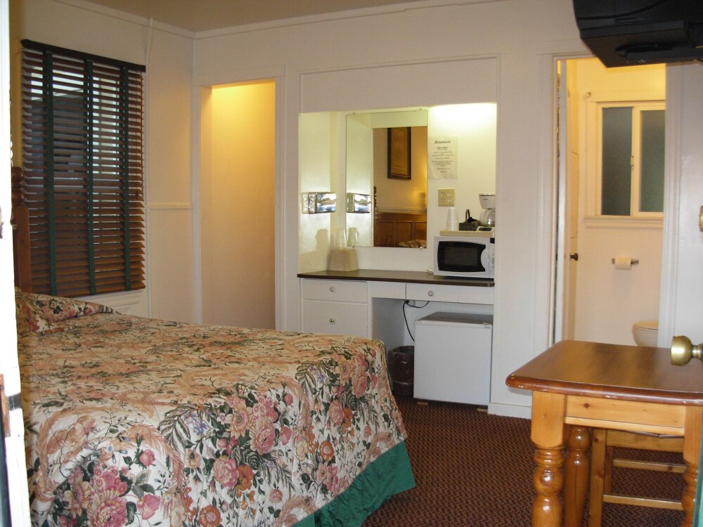Jumping Frog Motel - photo 10