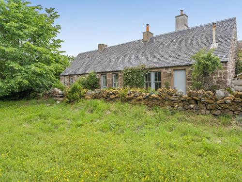 The Cottage — 4-Star Luxury Hotel in Bankfoot, United Kingdom