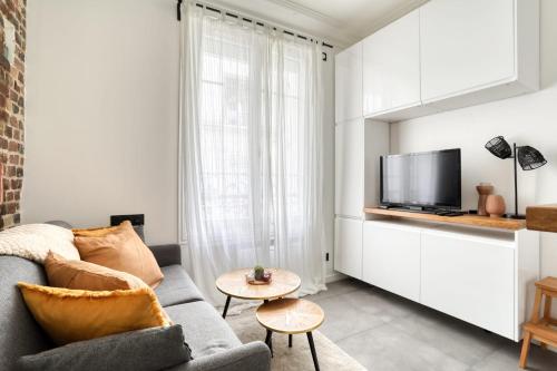Studio Paris Tour Eiffel TrocadAcro 2pers Wifi — 4-Star Luxury Hotel in Paris, France