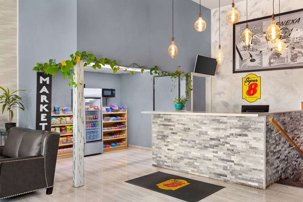 Super 8 by Wyndham Lenexa Overland Park Mall Area - photo 5