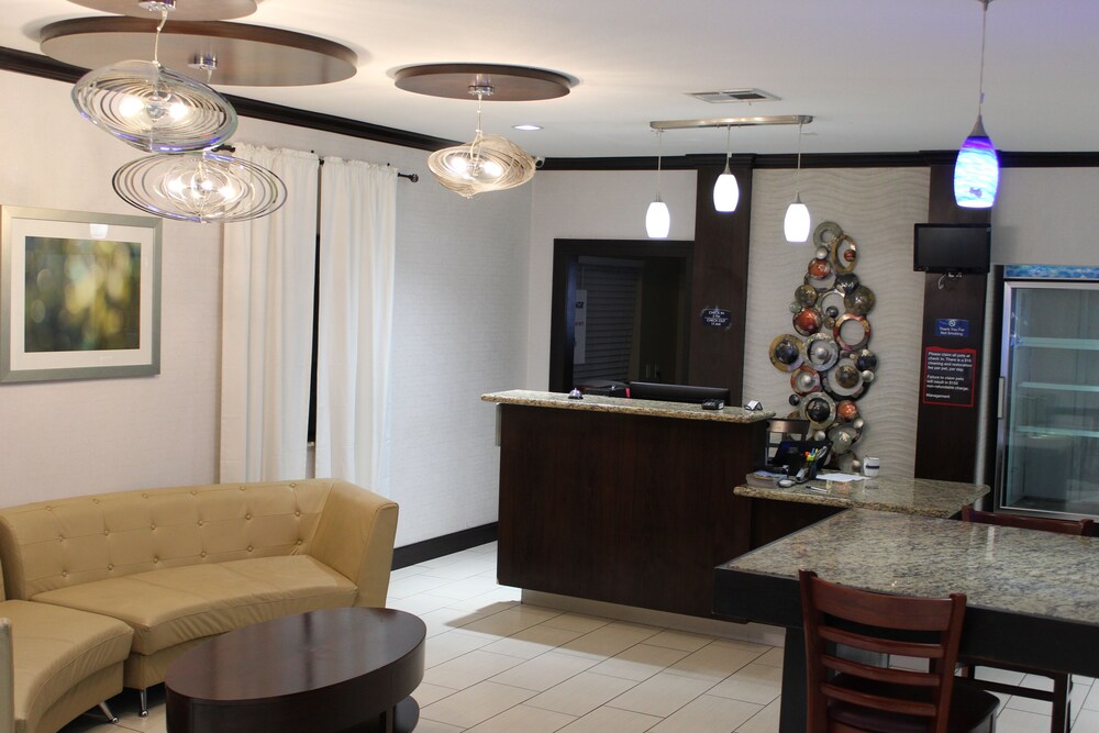 Horizon Inn & Suites Pearsall - photo 4
