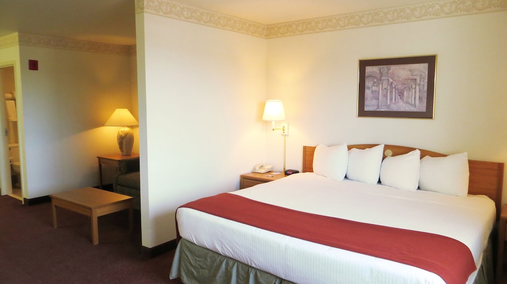 Peppermill Empress Inn - photo 14