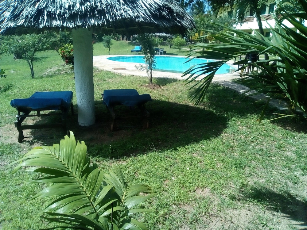 Ashari Hotel — Mombasa — photo 3